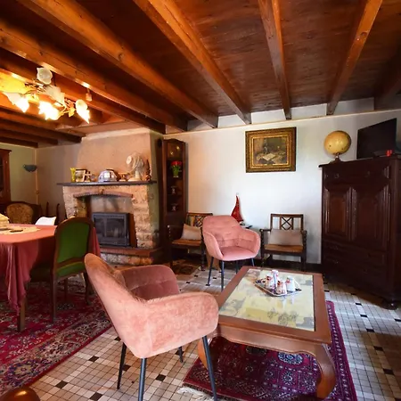 Willa Proche D'agen *